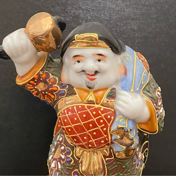 Vintage Kutani Daikoku God Of Fortune & Wealth Guardian of Farmers 6” Figurine - Picture 2 of 12